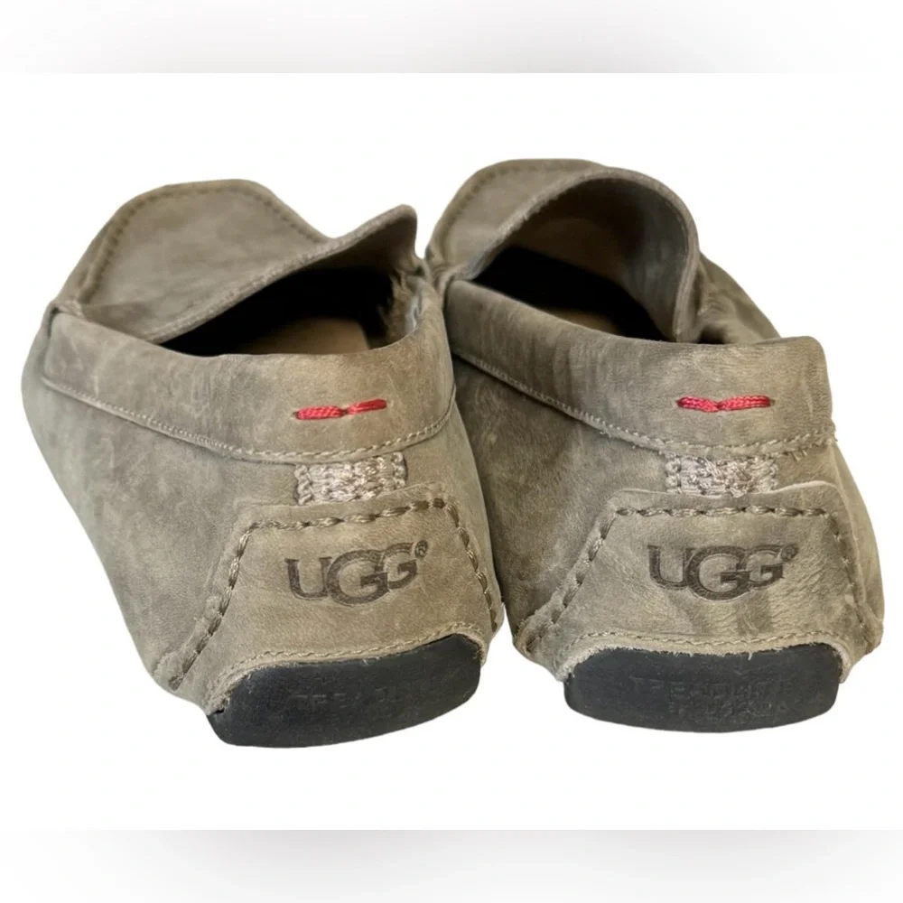 UGG Loafers Leather Suede Moccasins  Slip-ons SZ 9